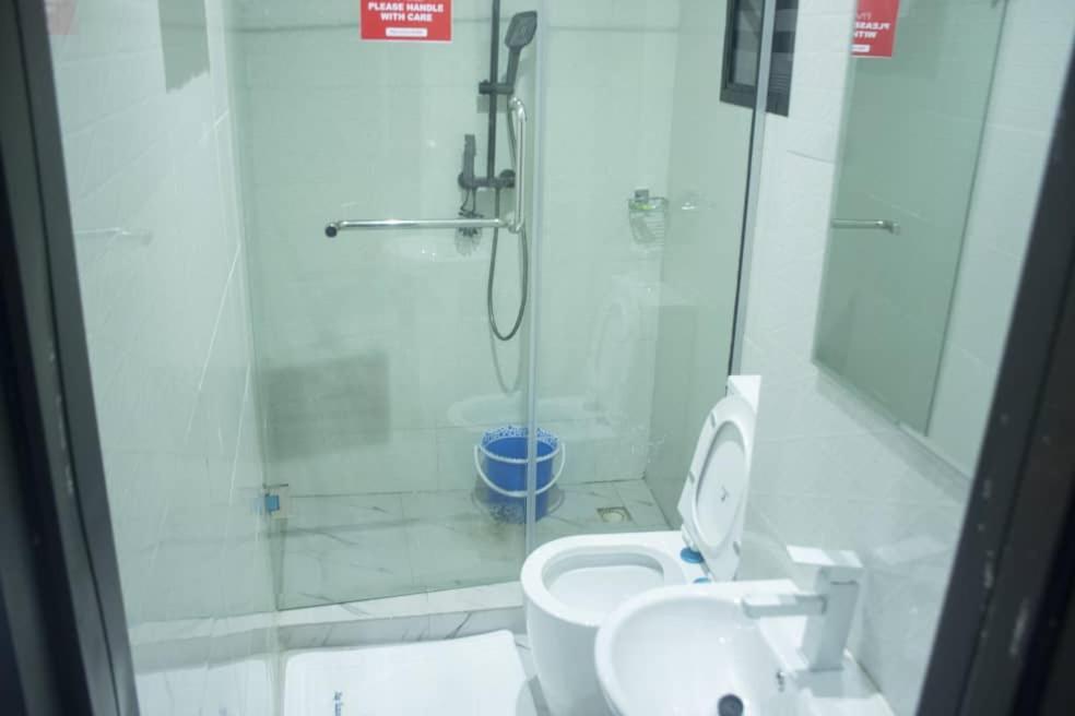 Kay Luxury Suites Uyo Exterior foto