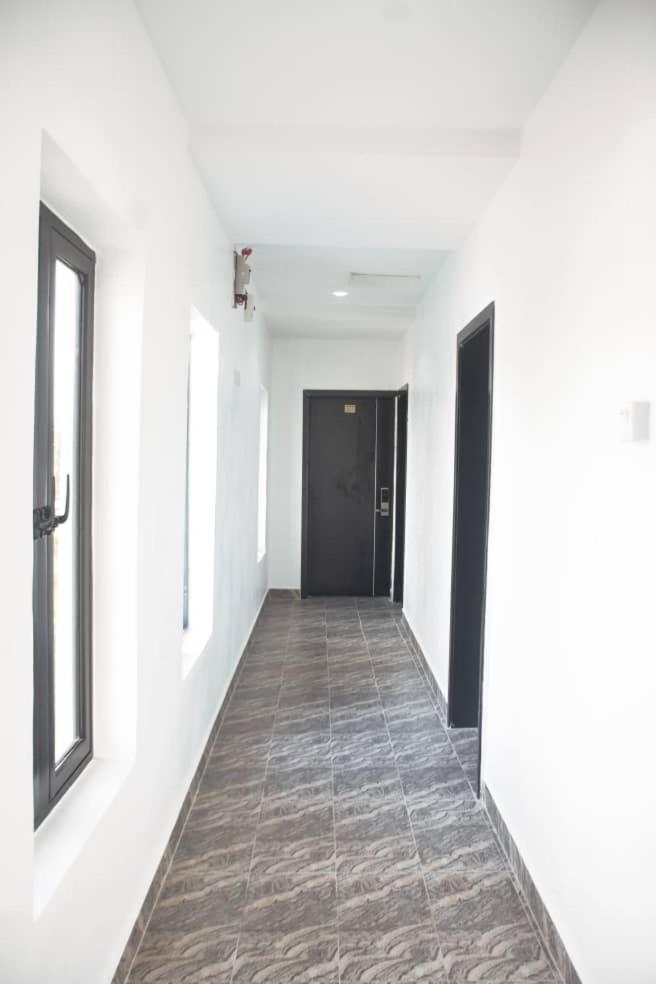 Kay Luxury Suites Uyo Exterior foto